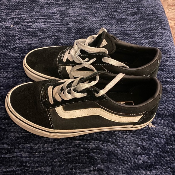 Vans - Picture 2 of 3